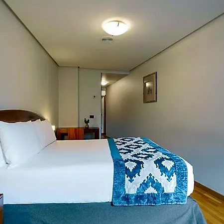 Exe El Magistral Hotel 3*