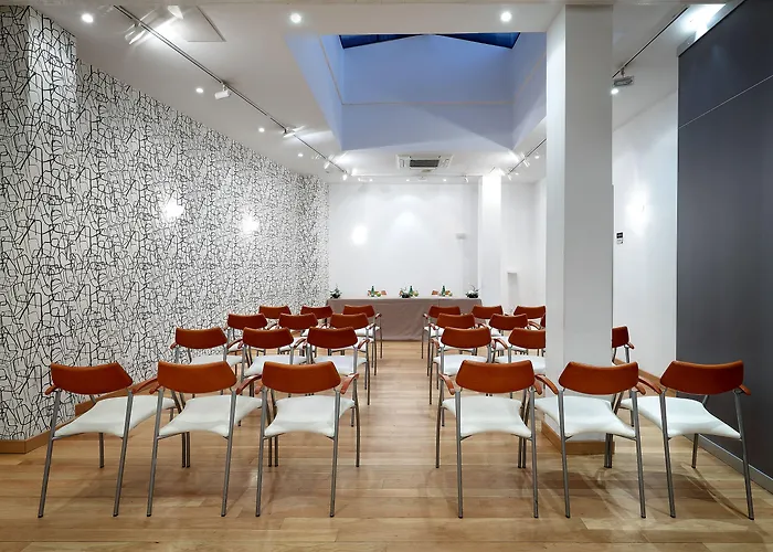 Готель Exe El Magistral 3*