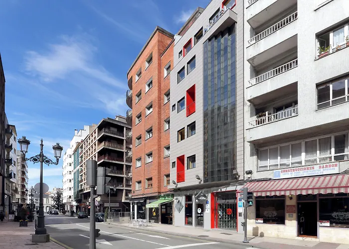 Готель Exe El Magistral