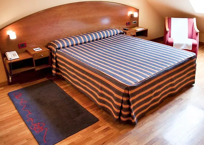 Exe El Magistral Ов'єдо