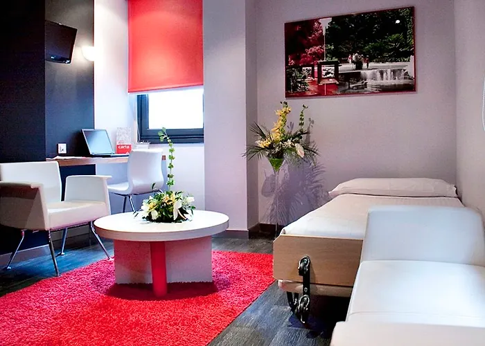 Exe El Magistral Готель Ов'єдо